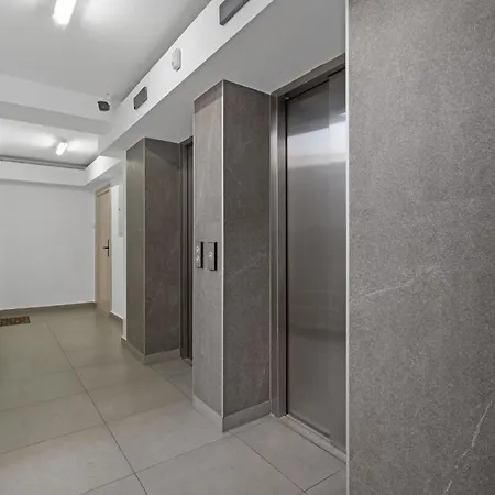 Διαμέρισμα Bnr - 2 Camere, Free Private Parking, Self Check-in