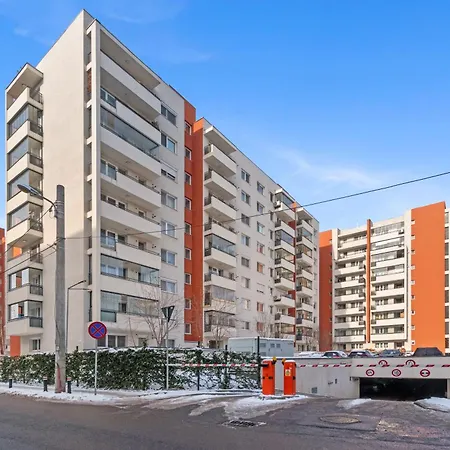 Bnr - 2 Camere, Free Private Parking, Self Check-in Апартаменти Бухарест